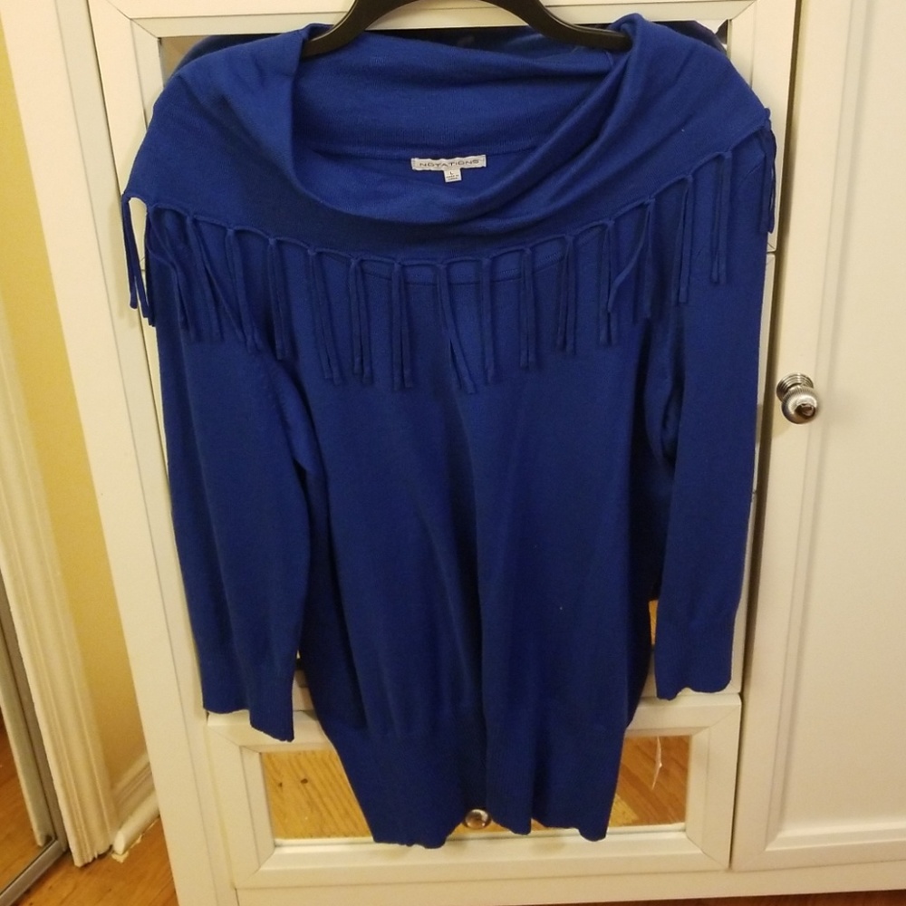 Fringe sweater